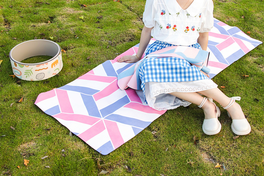 Outdoor yoga mat natural rubber suede