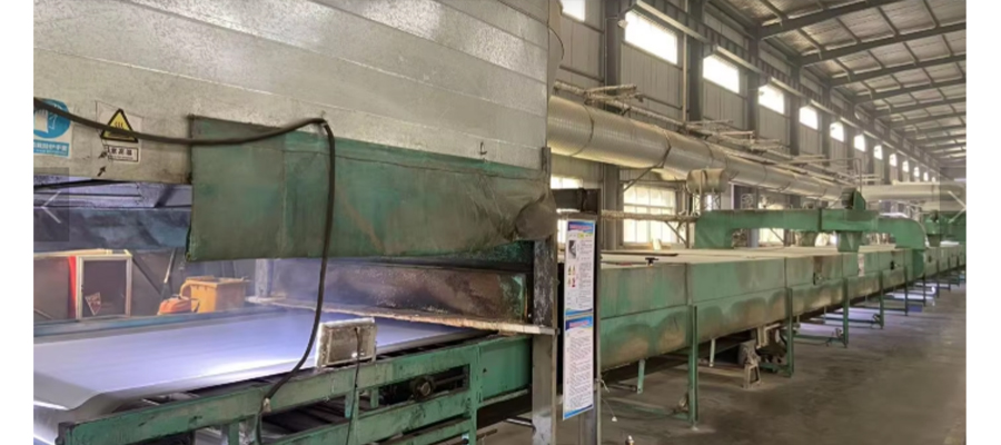 Yoga mat foaming production line and sheet forming process