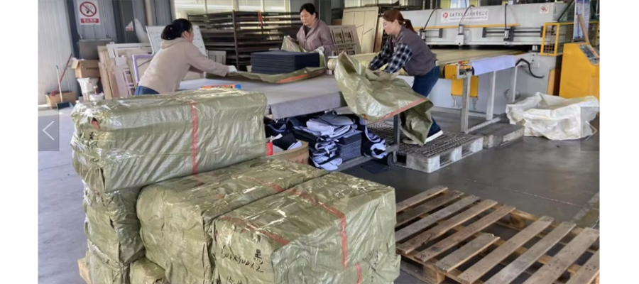 Yoga mat packaging warehouse and container loading